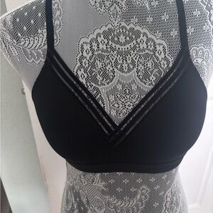 ATHLETA SPORTS BRA SZ XS - LIKE NEW